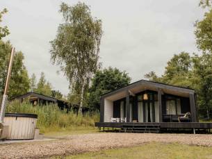 Vakantiehuis met hottub - 5 Personen (DE)