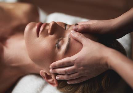Japanese head spa (60 min) + evt. voet- en onderbeenmassage