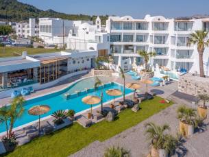 Kouros Home & Suites
