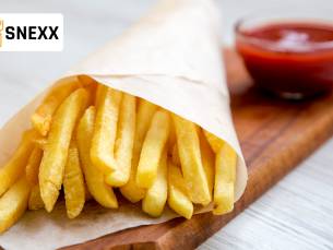 Medium puntzak friet + kruiden + saus in hartje Groningen