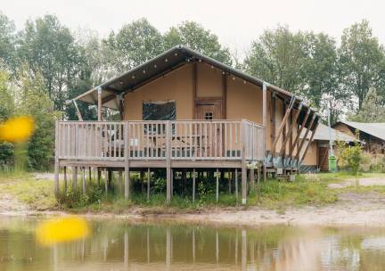 Luxe Safaritent aan het water | 6 personen
