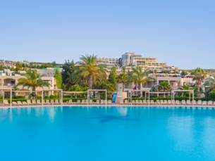 Kipriotis Maris Suites