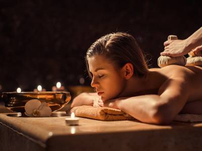 Kruidenstempelmassage (60 min)