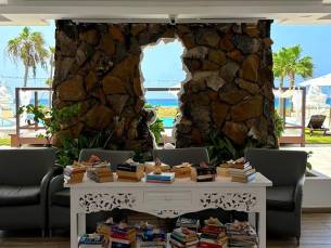 Hotel Budha Beach By LIVVO
