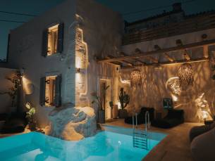 Manili Boutique Suites & Villas