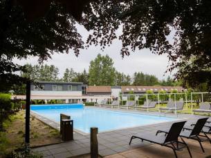 FLASHDEAL! ⚡ Luxe 4*-hotel met BUITENZWEMBAD op de Veluwe incl. ontbijt en gebruik sauna!
