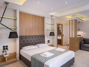 Summer Beach Hotel