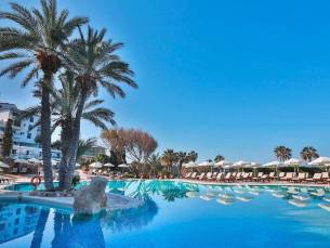 Hotel Coral Beach Resort