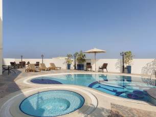 8 daagse vliegvakantie naar Howard Johnson by Wyndham Bur Dubai in dubai, verenigde arabische emiraten