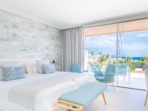Hotel Lava Beach