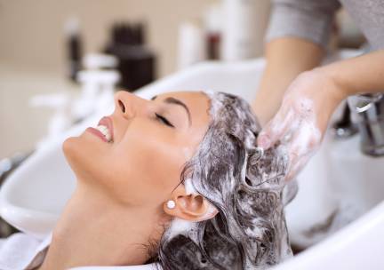 Head spa-behandeling naar keuze (60, 75 of 90 min) in Harlingen