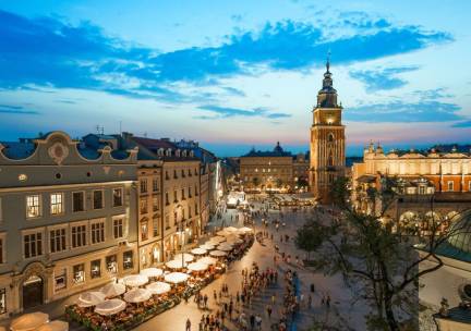 OP=OP DEAL ⚡ Stedentrip Krakau incl. vlucht, transfer, ontbijt + dagexcursie Auschwitz, entree Zoutmijn & MEER!