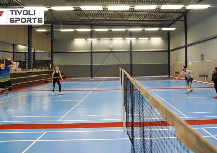 Badminton (90 minuten) voor 2 of 4 personen + huur rackets en shuttles