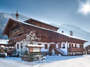 BRUGGER Aparthotel