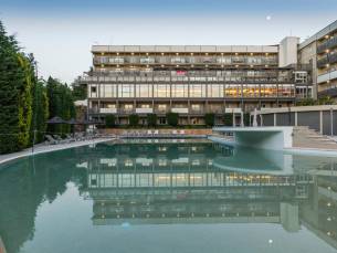 Ariti Grand Hotel