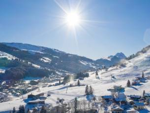 Ontdek de Kitzb&uuml;heler Alpen nabij KitzSki vanuit een 4*-hotel incl. ontbijt en GUESTCARD Brixen-Kirchberg-Westendorf voor leuk extra's!