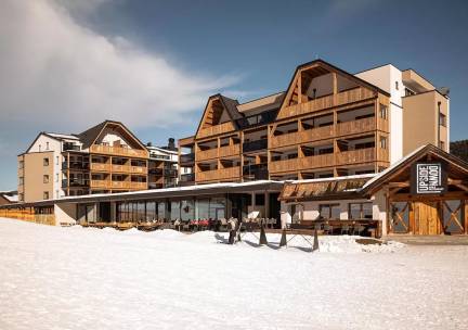 Hotel Adea (halfpension)