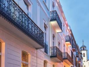 Caju Le Petit Hotel