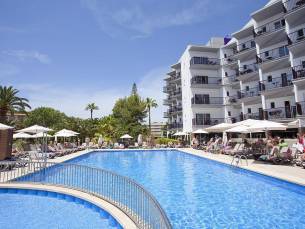 8 daagse vliegvakantie naar FERGUS Bermudas in palma nova, spanje