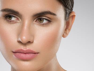 Microneedling-gezichtsbehandeling