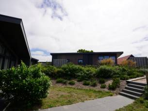 Lodge 02