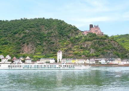 LAST-MINUTE DEAL! ⚡ Vertrek 26 oktober! Geniet van een 7-daagse riviercruise van Amsterdam naar Straatsburg o.b.v. all-inclusive en incl. haventaksen, transfer en enkele vlucht