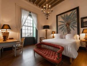 Hotel Emblematico La Casa De Los Naranjos