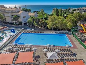 8 daagse vliegvakantie naar Ukino Family Palmeiras Village in porches, portugal