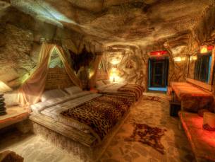 Caves Beach Resort
