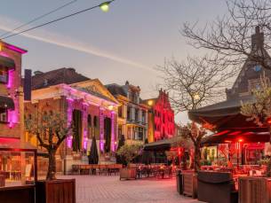 WINTERDEAL!❄️ | Gloednieuw hotel in het CENTRUM van Arnhem nabij Nationaal Park De Hoge Veluwe! Incl. ontbijt t.w.v. &euro;17,50