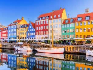 Ontdek de charme van Denemarken & de Oostzeekust! ????️ Vertrek 7 augustus 2027! 8-daagse cruise vanaf Amsterdam langs steden als, Aarhus, Warnem&uuml;nde en Kopenhagen met de Holland America Line o.b.v. volpension of all-inclusive
