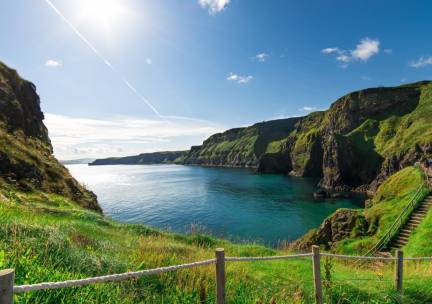 Fly & train door charmant Ierland incl. vlucht, ontbijt en treinreizen