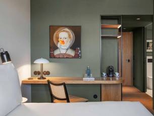Se Catedral Porto Tapestry Collection by Hilton
