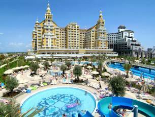 Royal Holiday Palace