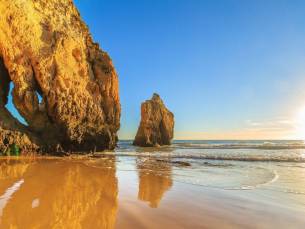 Combineer natuur en comfort in de Algarve incl. vlucht, ontbijt en autohuur!