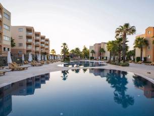 Unique Residence Hotel Golf & Spa (Ex. Wyndham Residences Kusadasi)