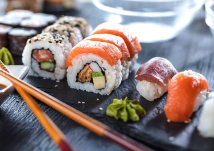 Sushibox (24, 26, 40 of 60 stuks) voor afhaal bij Umai Sushi To Go