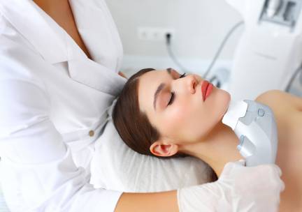 HIFU facelift-behandeling voor zone naar keuze