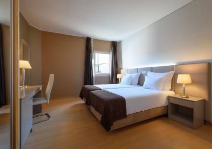 Tryp by Wyndham Porto Centro Hotel
