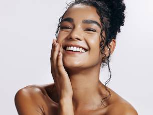 Gezichtsbehandeling (75 min) naar keuze