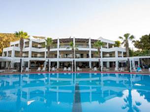 Latanya Park Resort