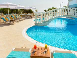 Appartementen Vrachos Beach