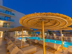 Cabana Blu Hotel & Suites