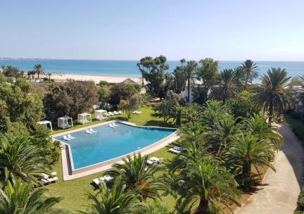 Oceana Suites