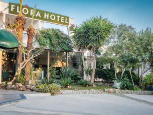 Flora Hotel
