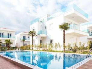 Verblijf in prachtige villa in Panagias nabij het strand incl. vlucht