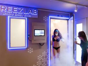 Whole Body Cryo sessie + evt. warme drank bij Freezlab