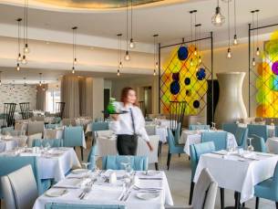 Vangelis Hotel & Suites