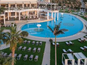 The Noverian Scenic Hilltop Villas