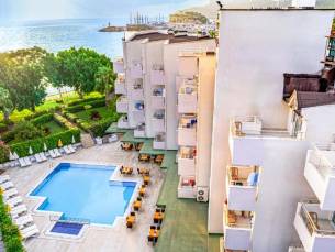 Viking Nona Beach Hotel